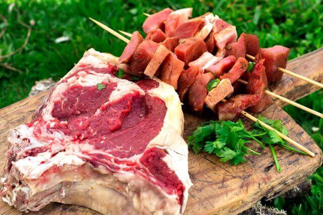 BIO Carne de vita cuburi